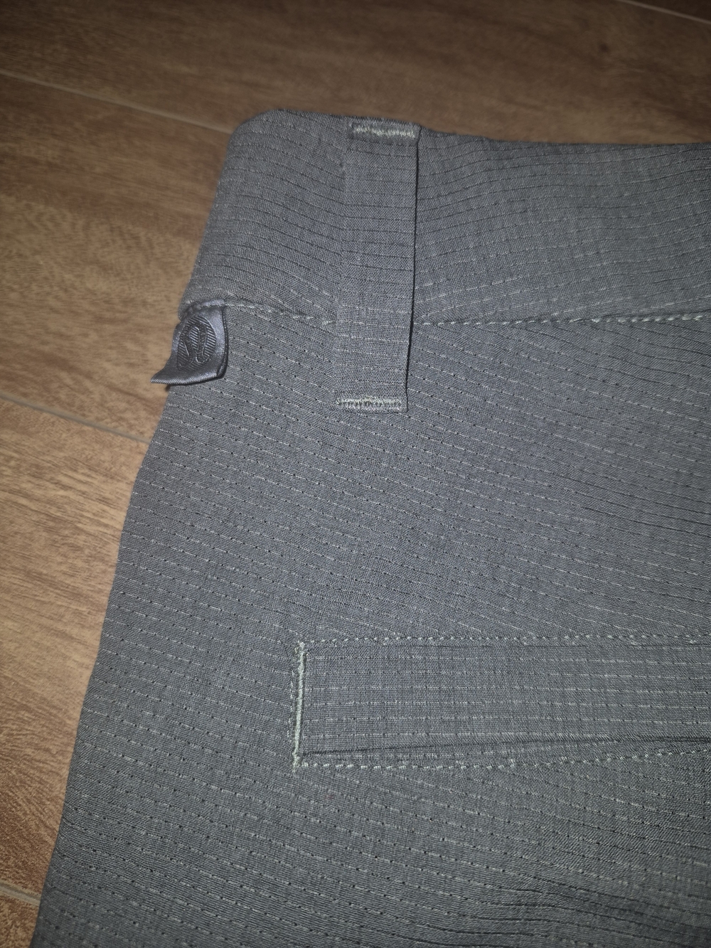 NWOT Lululemon Athletica Men's Green Gray Dress Pants - Tailored Stretch Size 30